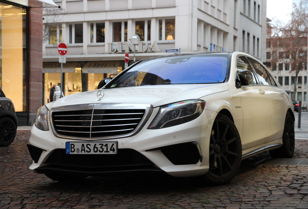 Mercedes-Benz S 63 AMG V222