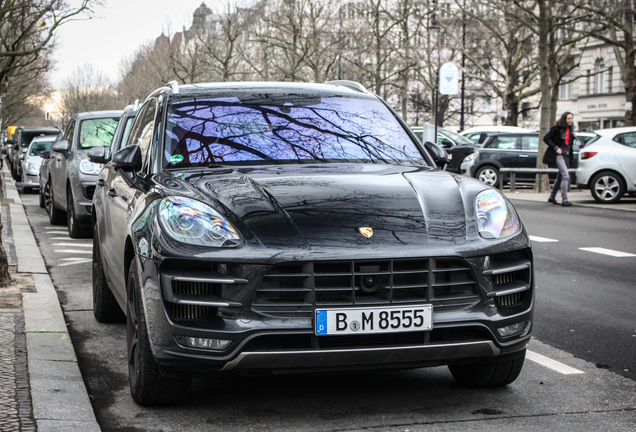 Porsche 95B Macan Turbo