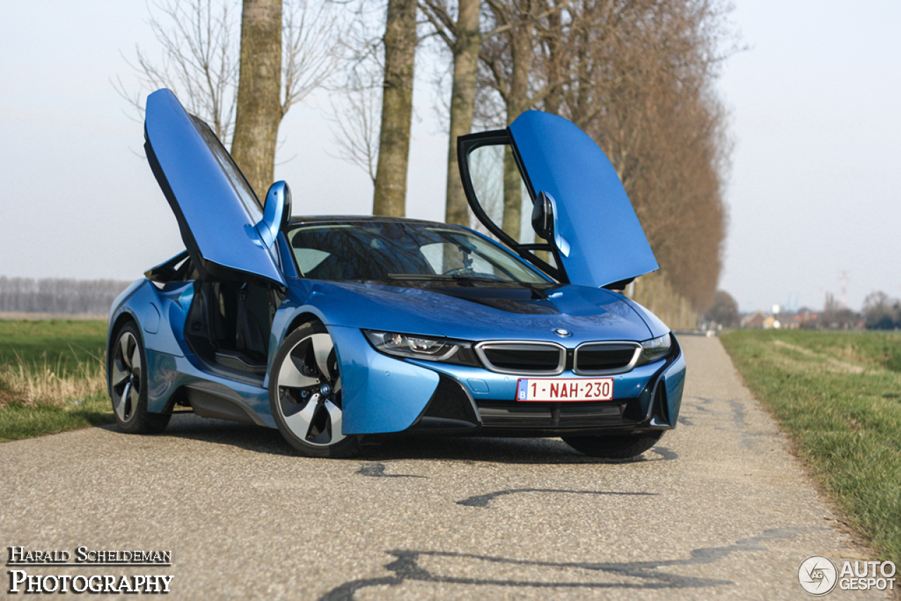 BMW i8