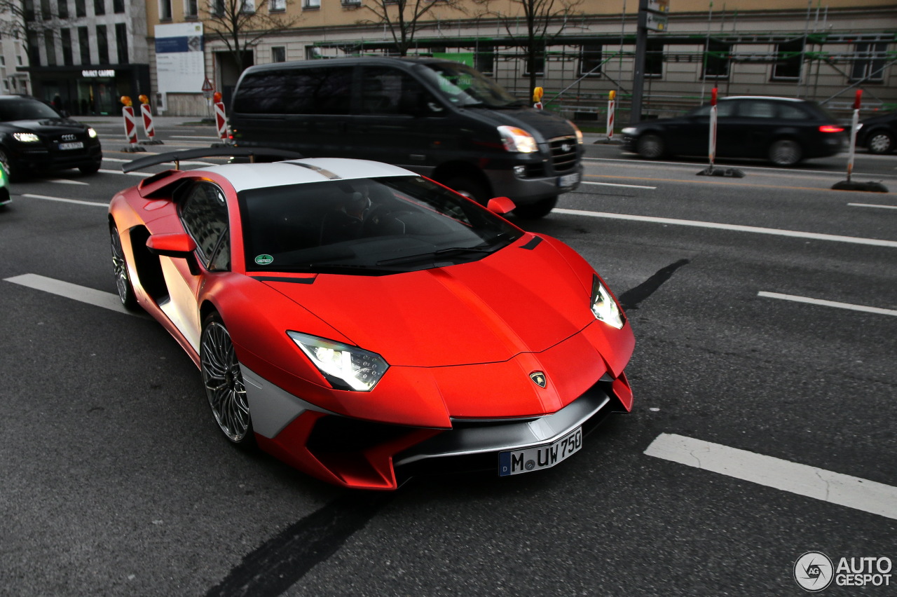 Lamborghini Aventador LP750-4 SuperVeloce