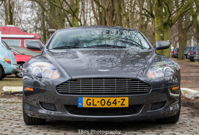 Aston Martin DB9