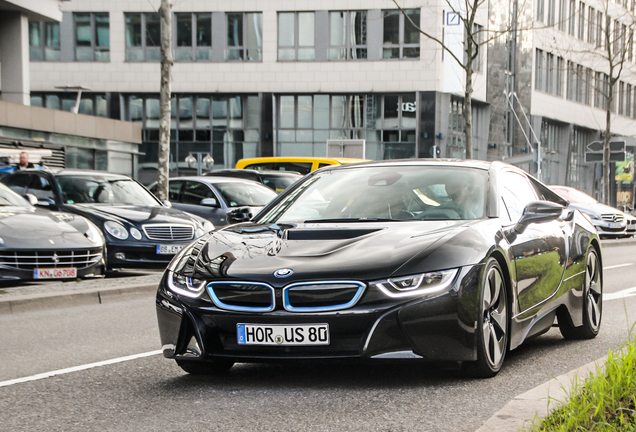 BMW i8