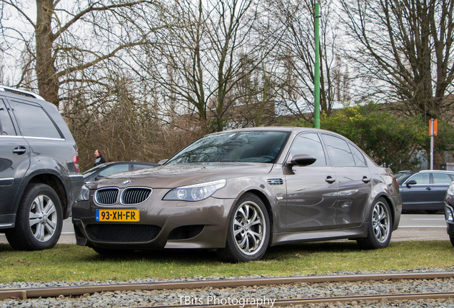 BMW M5 E60 2005