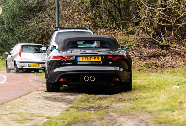 Jaguar F-TYPE S Convertible