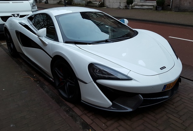 McLaren 570S