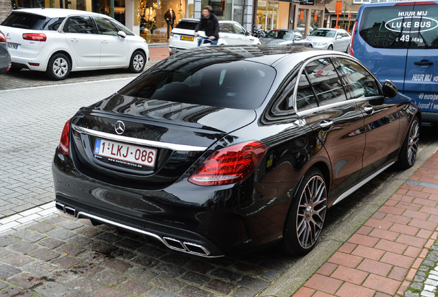 Mercedes-AMG C 63 S W205