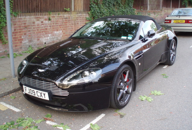 Aston Martin V8 Vantage Roadster