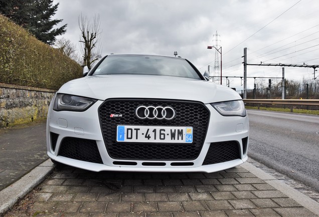 Audi RS4 Avant B8