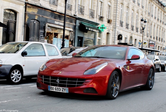 Ferrari FF