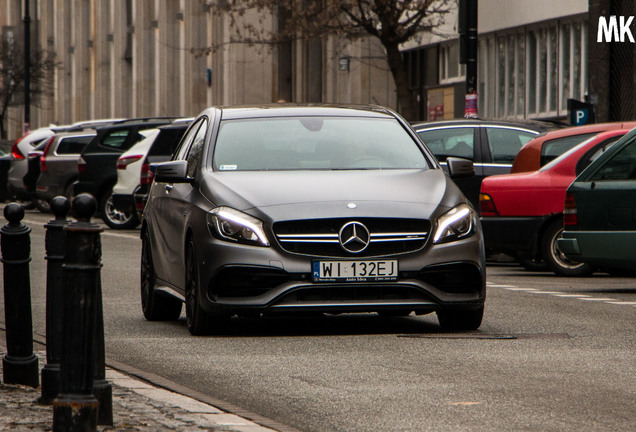 Mercedes-AMG A 45 W176 2015