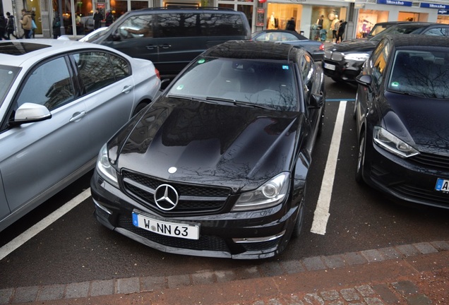 Mercedes-Benz C 63 AMG Coupé