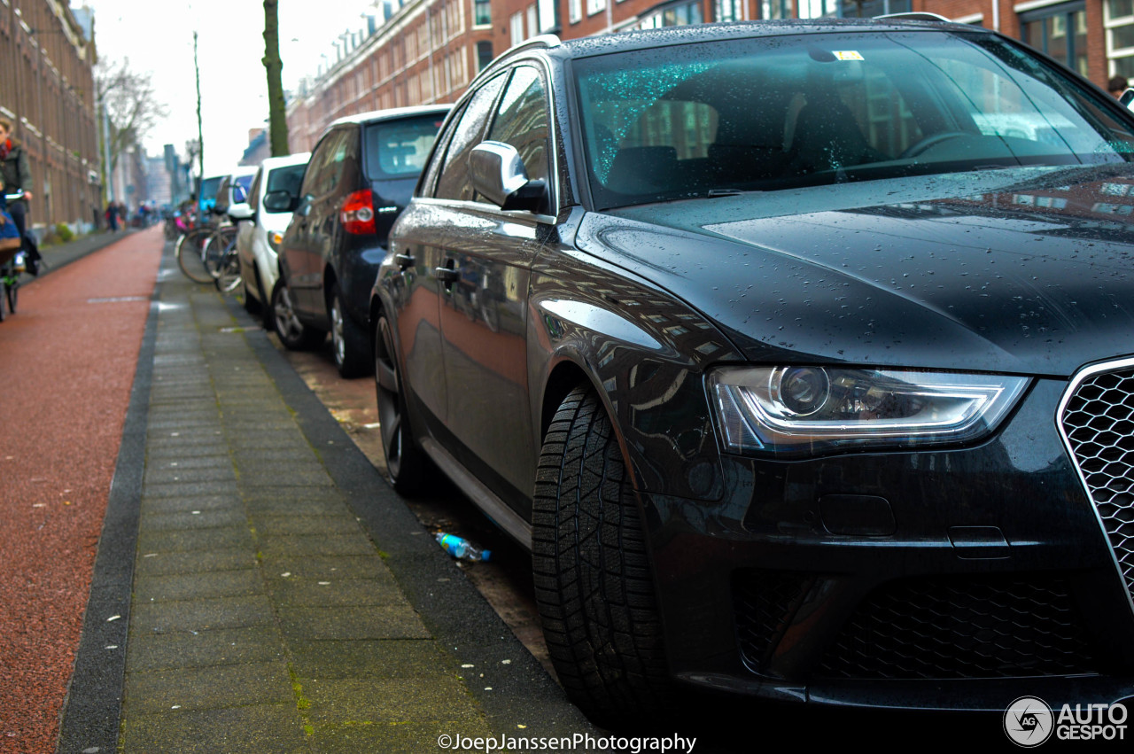 Audi RS4 Avant B8