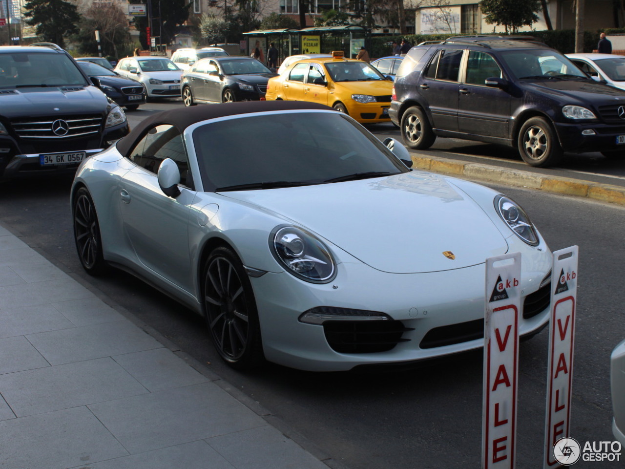 Porsche 991 Carrera 4S Cabriolet MkI