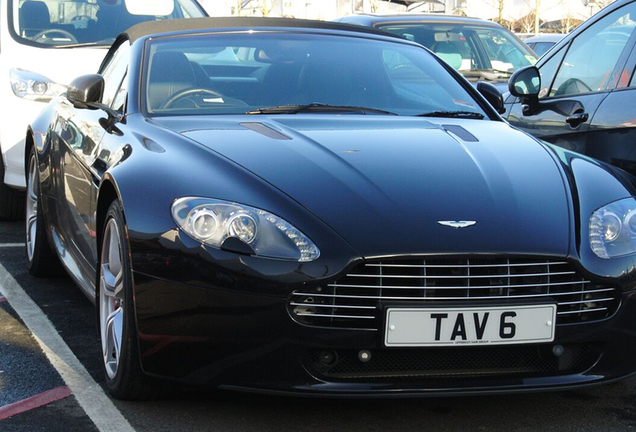 Aston Martin V8 Vantage Roadster