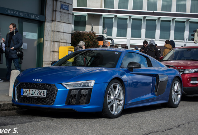 Audi R8 V10 Plus 2015