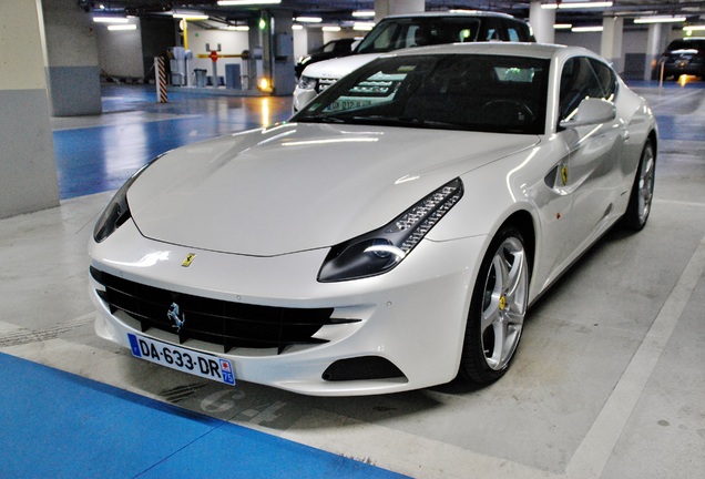 Ferrari FF