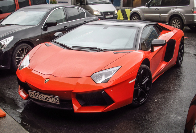 Lamborghini Aventador LP700-4