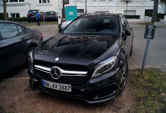 Mercedes-Benz GLA 45 AMG X156