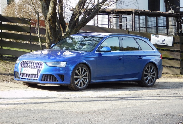 Audi RS4 Avant B8