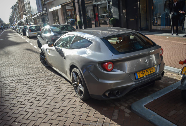 Ferrari FF