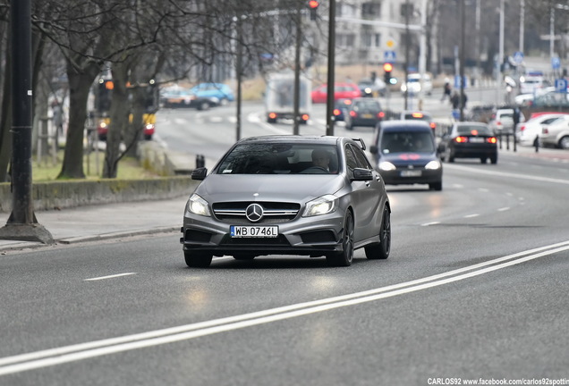 Mercedes-Benz A 45 AMG