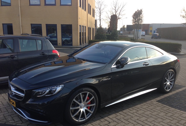 Mercedes-Benz S 63 AMG Coupé C217