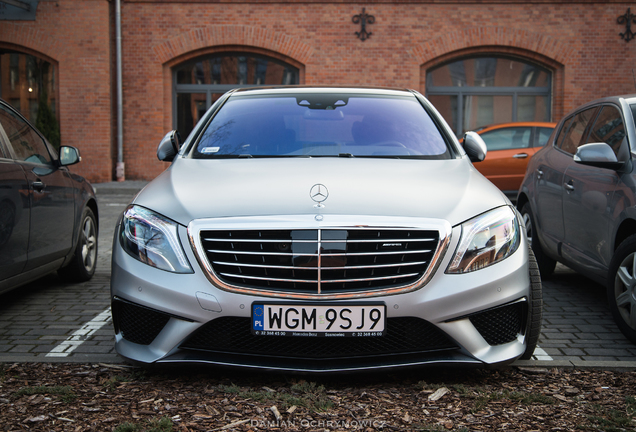 Mercedes-Benz S 63 AMG V222