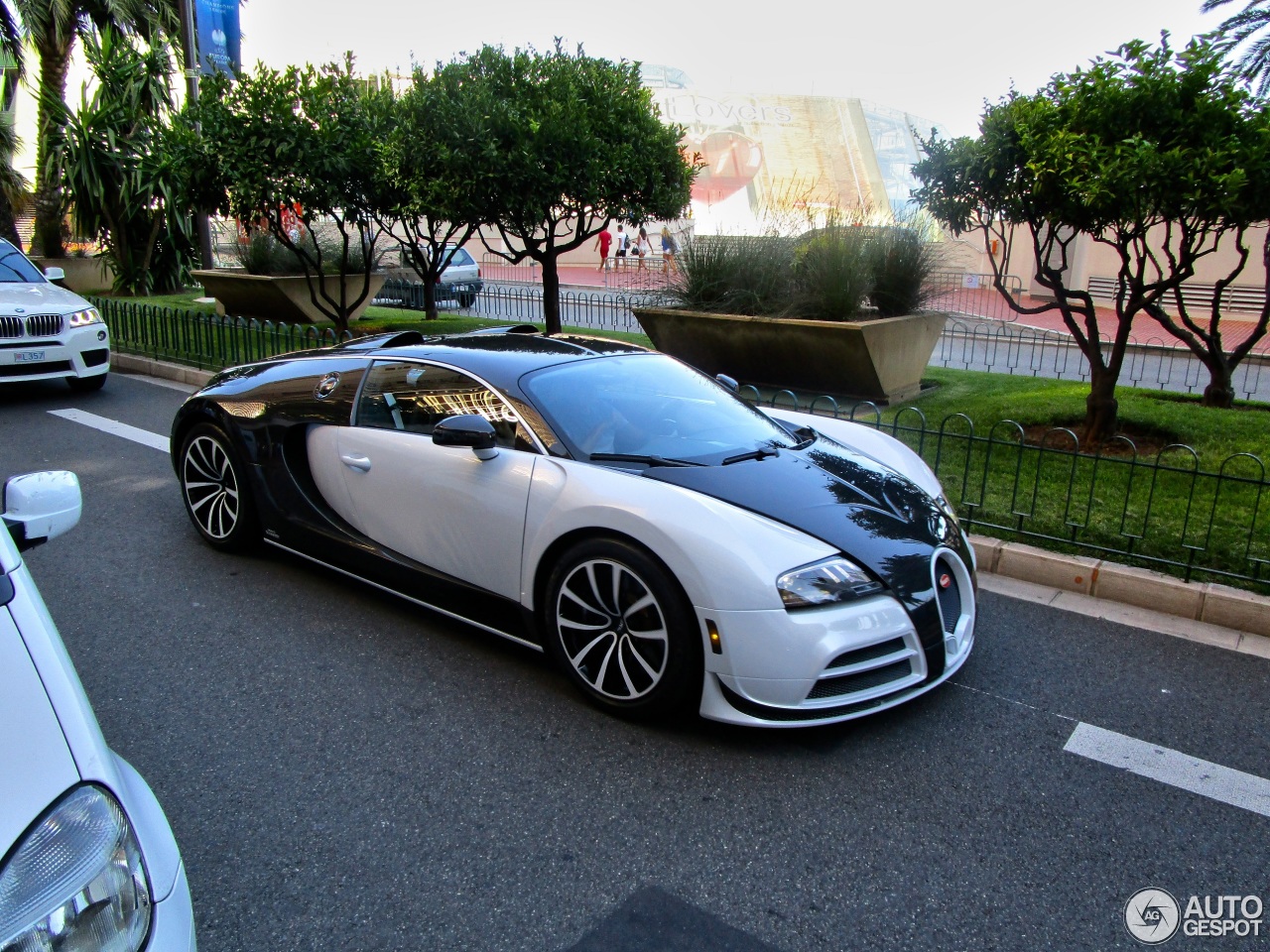 Bugatti Veyron 16.4 Super Sport Mansory Vivere