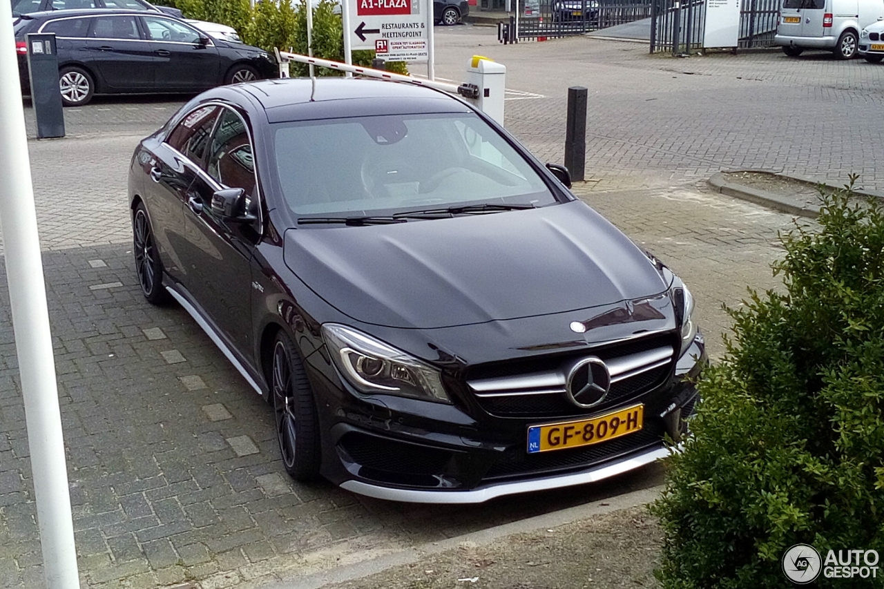 Mercedes-Benz CLA 45 AMG C117