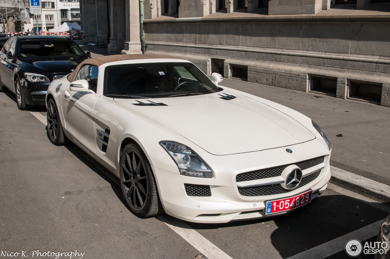 Mercedes-Benz SLS AMG Roadster