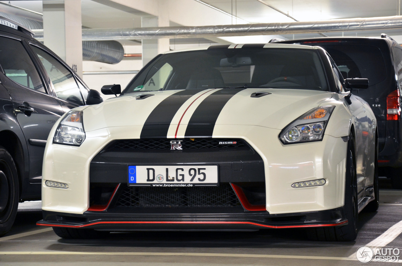 Nissan GT-R 2011 Nismo