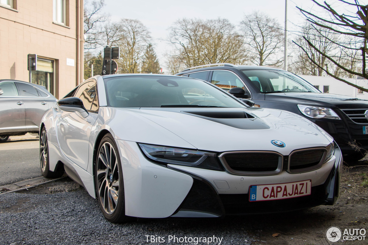 BMW i8