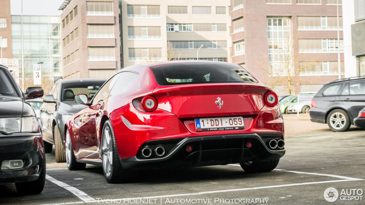 Ferrari FF