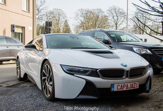 BMW i8