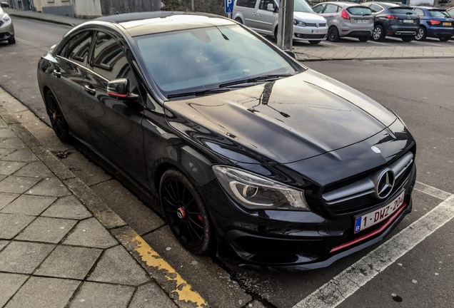 Mercedes-Benz CLA 45 AMG C117