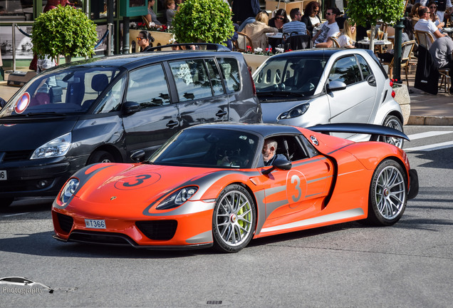 Porsche 918 Spyder Weissach Package