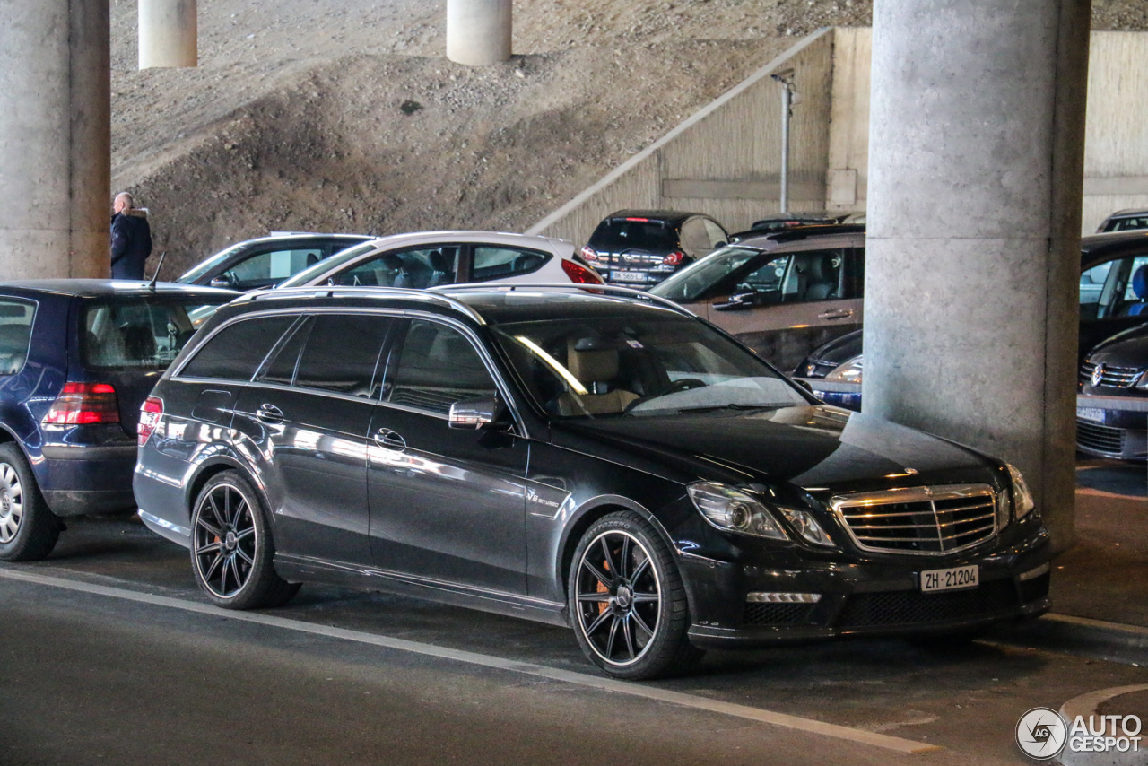 Mercedes-Benz E 63 AMG S212 V8 Biturbo