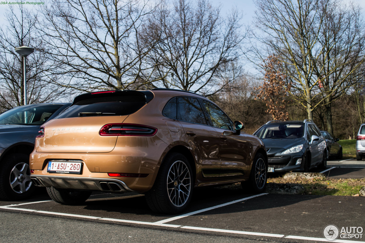 Porsche 95B Macan Turbo