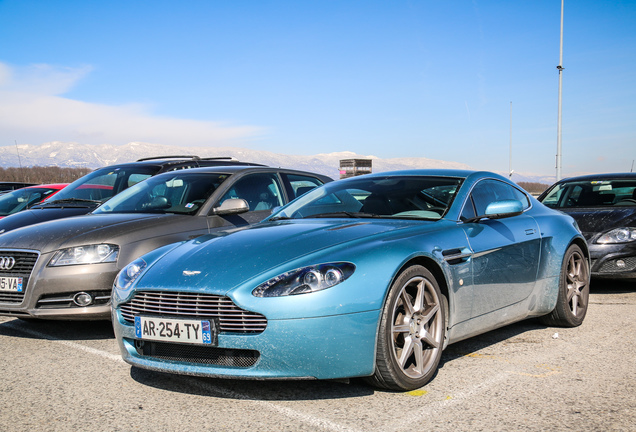 Aston Martin V8 Vantage