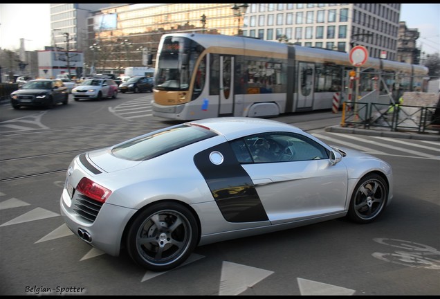 Audi R8