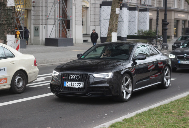 Audi RS5 B8 2012