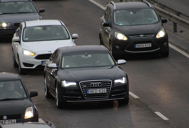 Audi S8 D4