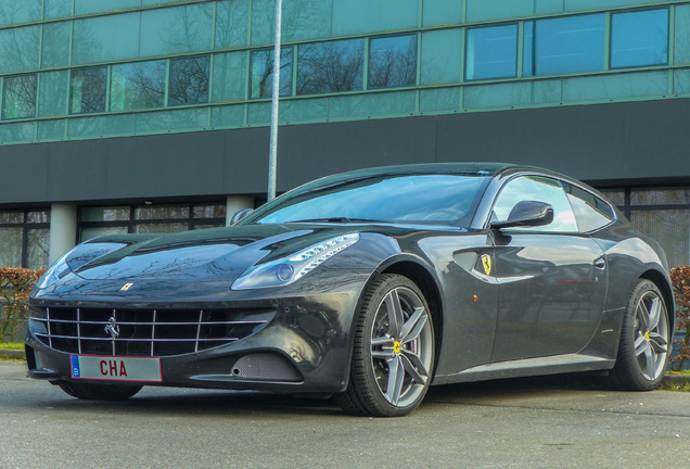 Ferrari FF