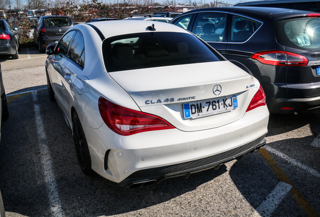 Mercedes-Benz CLA 45 AMG C117