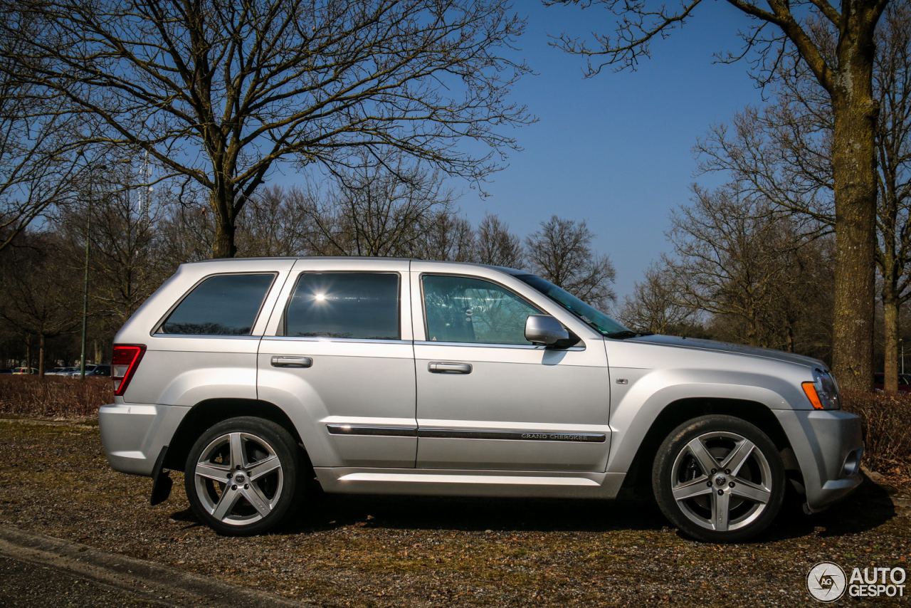 Jeep Grand Cherokee SRT-8 2005