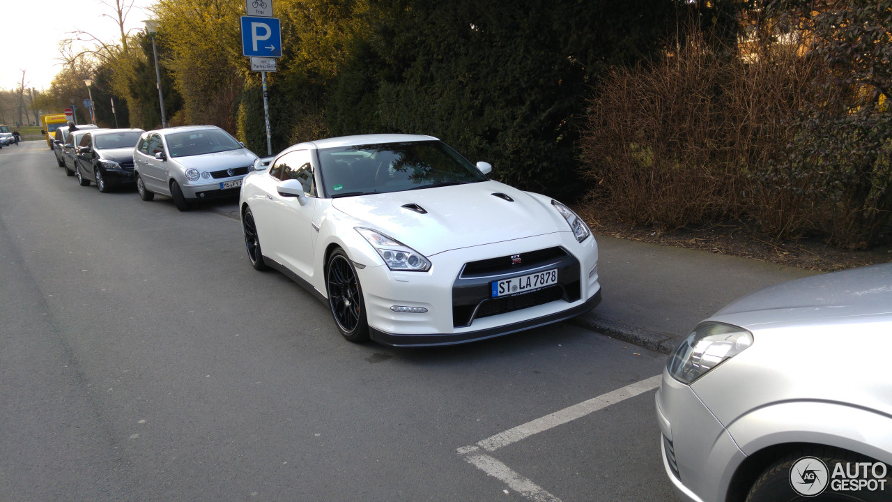 Nissan GT-R 2014