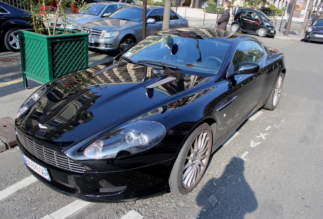 Aston Martin DB9