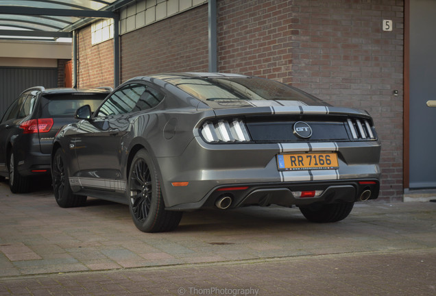 Ford Mustang GT 2015