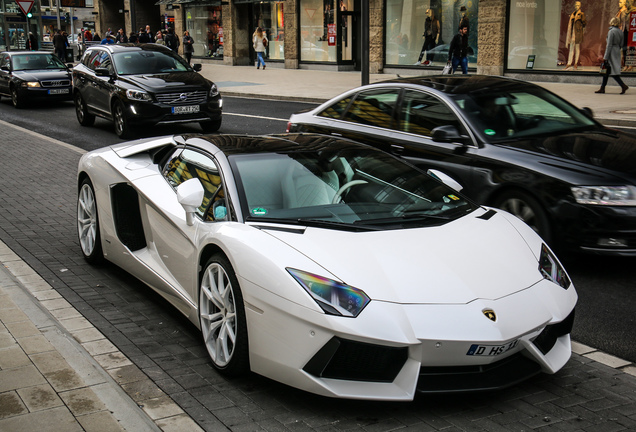 Lamborghini Aventador LP700-4 Roadster