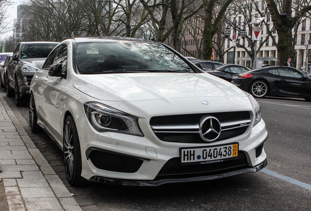 Mercedes-Benz CLA 45 AMG C117